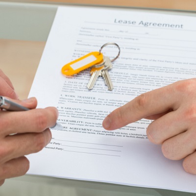 apartment lease fineprint